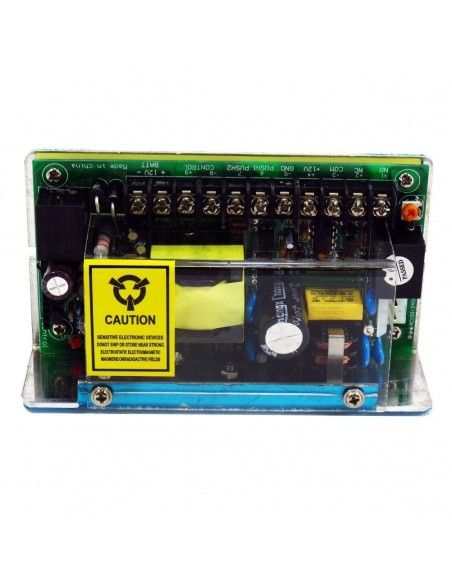 Fuente regulada para control de acceso